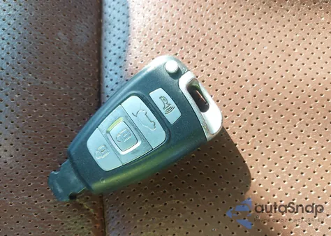 2011 Hyundai Veracruz Limited z USA, uszkodzony, nr VIN KM8NUDCC8BU143972